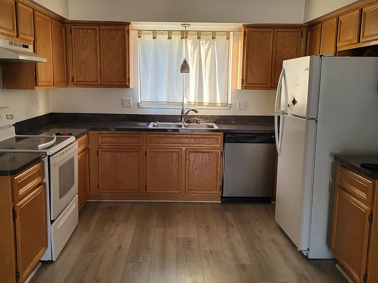 30282 Wedgewood Cir #50 — Photo 9