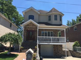 316 Vineland Ave, Staten Island, NY 10312