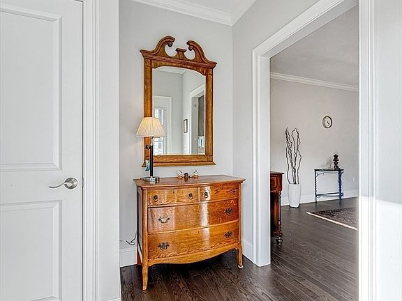 3rd image of 30 Lakepoint Way #30