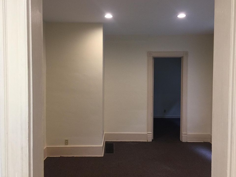 Living room with LED recessed lighting