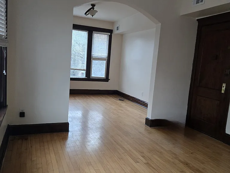 3259 W Potomac Ave #2 — Photo 3