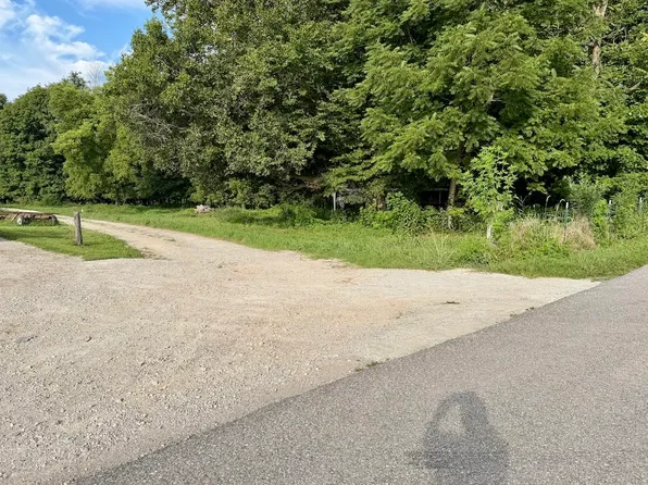 2969 W Walnut Ridge Rd, Salem, IN 47167