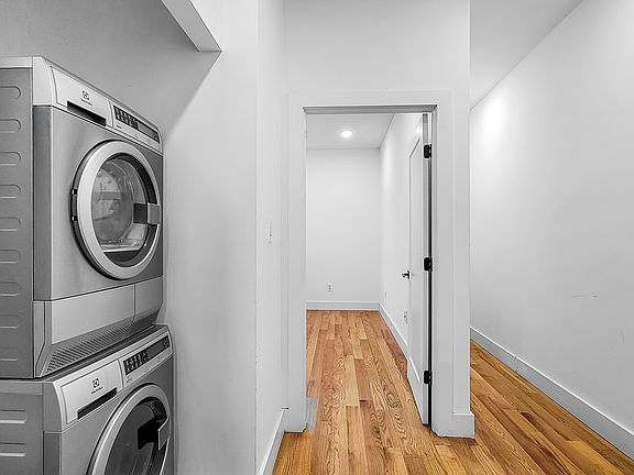 4th image of 169 E 105th St APT 1