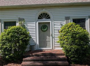 2 Hillcrest Dr, York, SC 29745