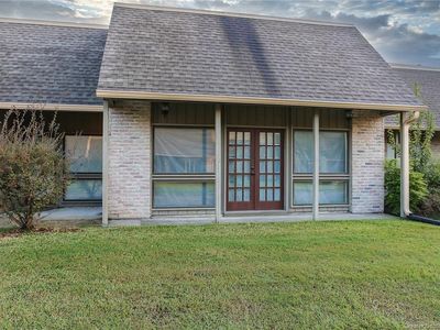 689 Lakewood Dr, Lake Charles, LA, 70605