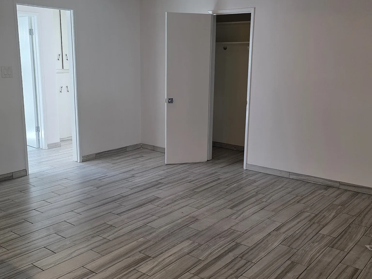 2 bed, 826 sqft, $2,850 — Photo 4