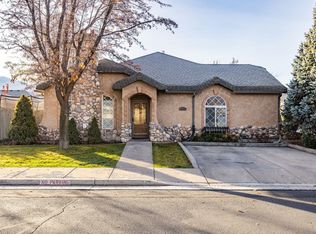 410 W Cobblestone Dr, Providence, UT 84332