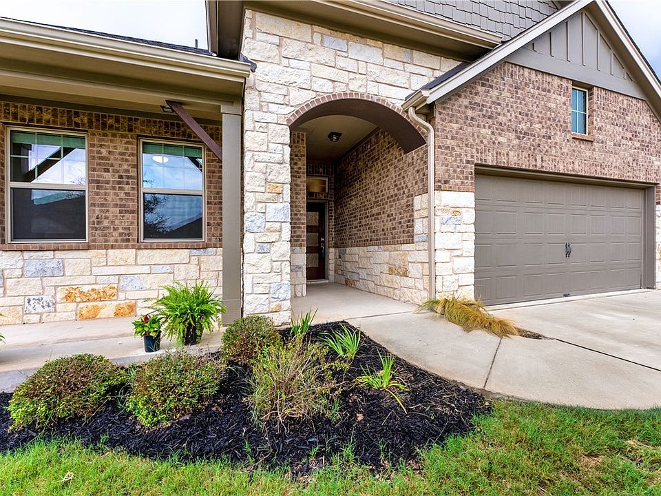 1st image of 141 Danbark Dr