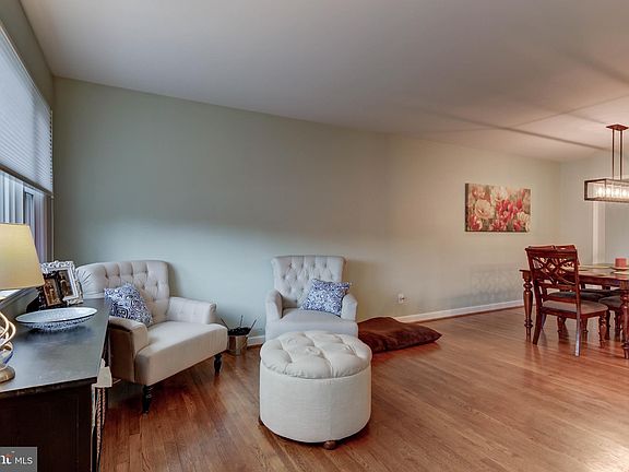 5th image of 2612 Nelson Ln