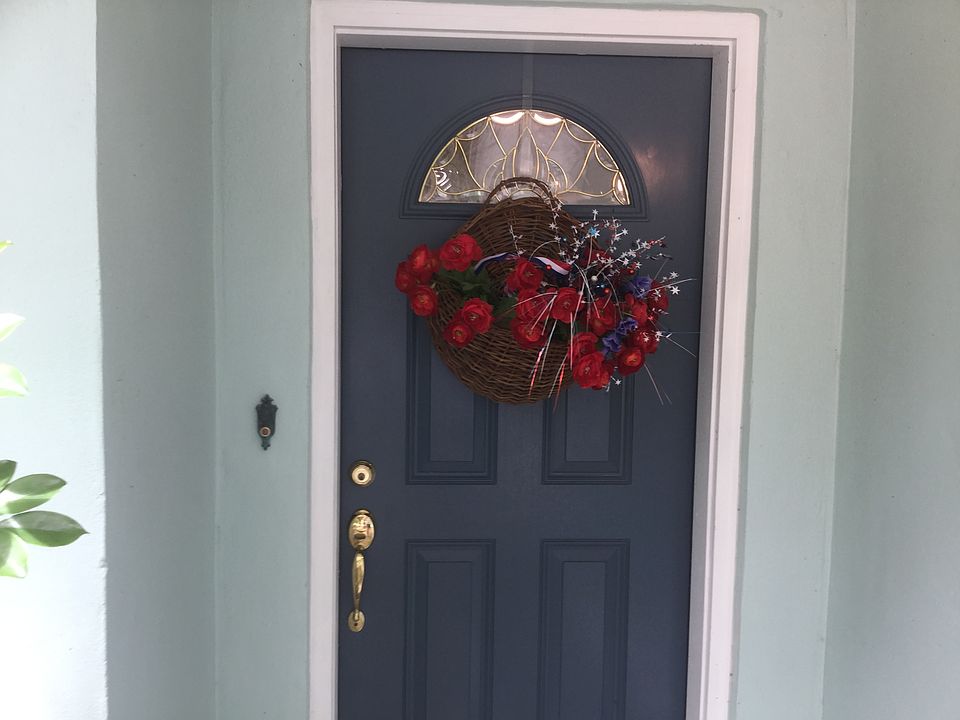 1st image of 615 Camellia St