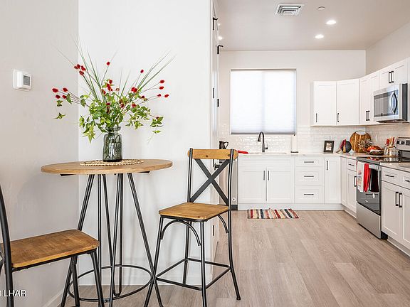 2nd image of 3080 Arapaho Dr #104