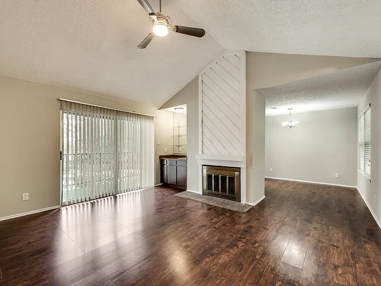 living area with seperate dining area