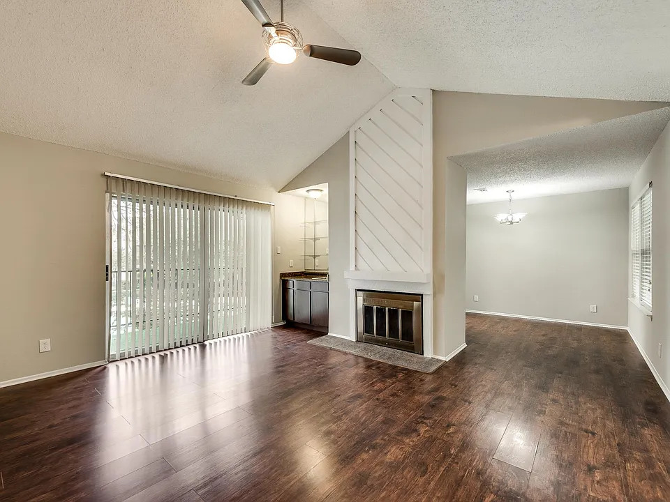 living area with seperate dining area