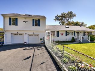 49 Lakeview Ave, Butler, NJ 07405