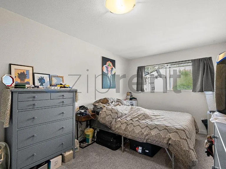 10005 7th Ave NW #B — Photo 10