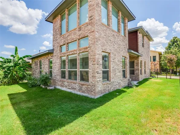 301 W Jeffrey David Ln, Austin, TX 78717