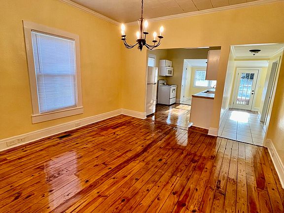 4th image of 3517 North Main Street
