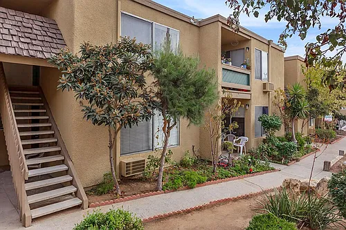 Sun Valley Gardens Apartments Photo 1
