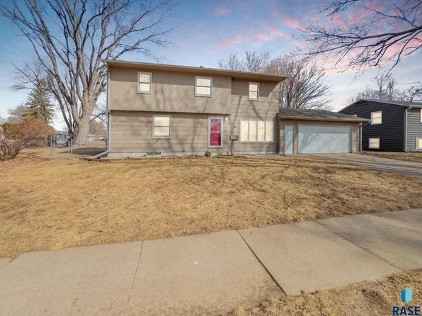 3900 E 21st St, Sioux Falls, SD 57103