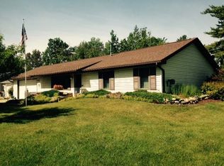 1309 N Silverleaf St, Gladwin, MI 48624
