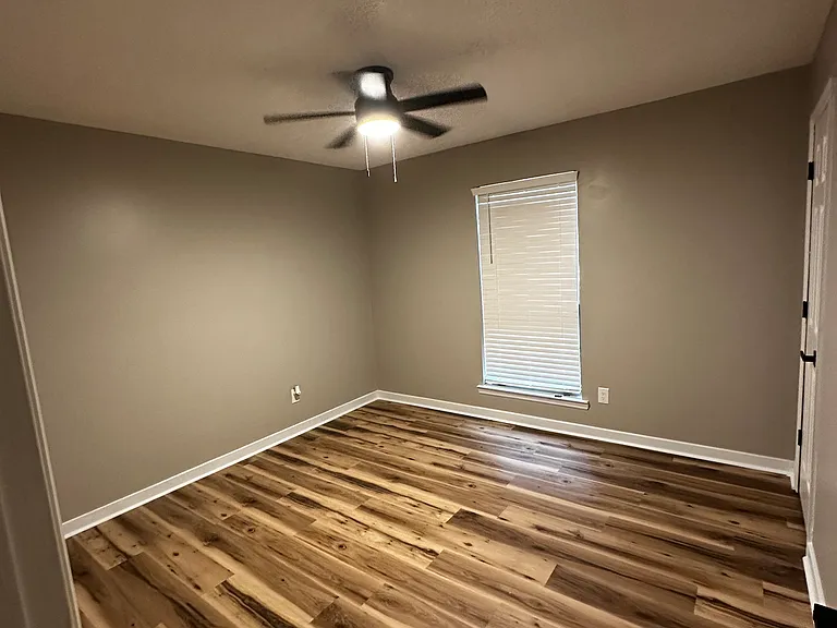 1712 Talmadge Rd — Photo 9
