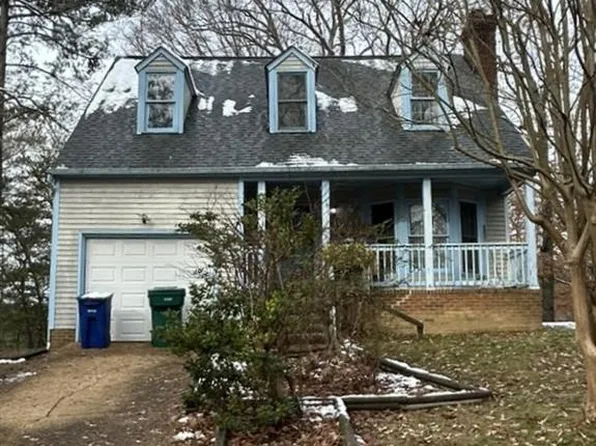 108 W Rexford Dr, Newport News, VA 23608