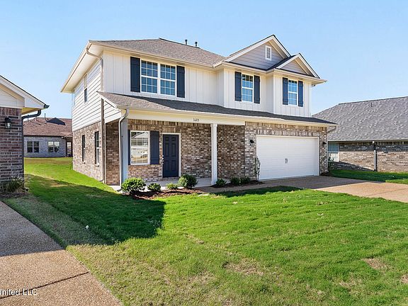 3rd image of 1683 Cambria Dr