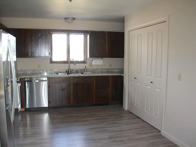2124 Walter Rd — Photo 8