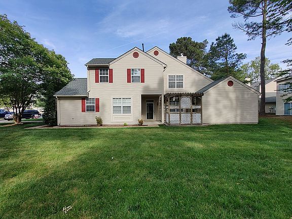 2nd image of 1269 Lake Dr