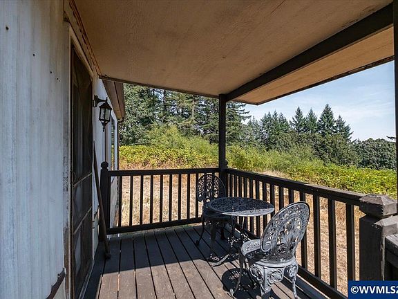 4th image of 2020 Pioneer Rd