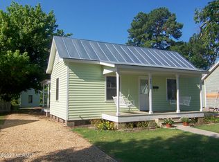 406 E Queen St, Edenton, NC 27932
