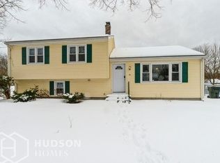 91 Deepfield Rd, Springfield, MA 01118