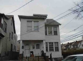 35 Wolf Pl, Irvington, NJ 07111