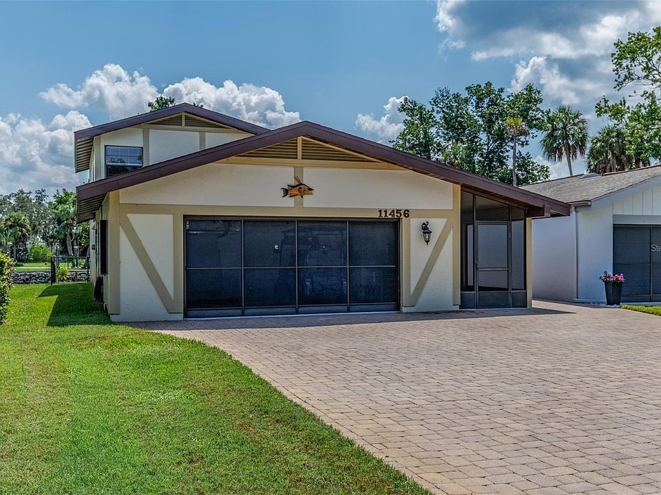 1st image of 11456 W Clubview Dr
