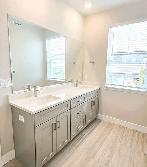 23731 E 40th Ave — Photo 14