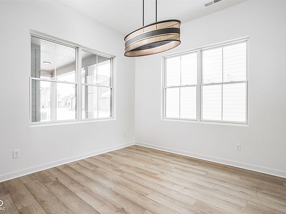 5th image of 17363 Newton Main St