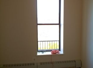 188 Hancock St APT 4A, Brooklyn, NY 11216