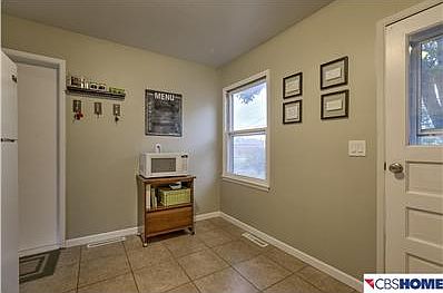 5th image of 7408 La Vista Dr
