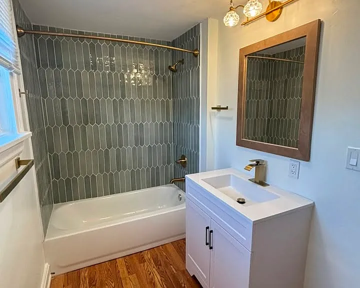 5132 Montgomery Rd — Photo 4