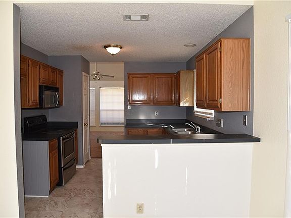 3rd image of 1401 Jesse Ramsey Blvd