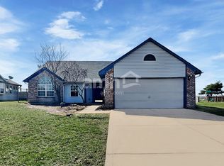 399 Bear Story Blvd, Greenfield, IN 46140
