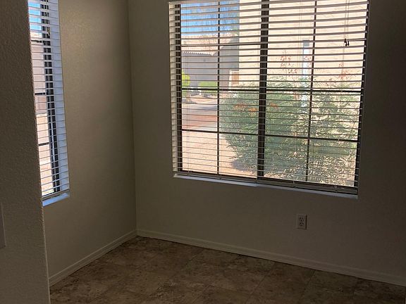 5th image of 2553 E La Costa Dr