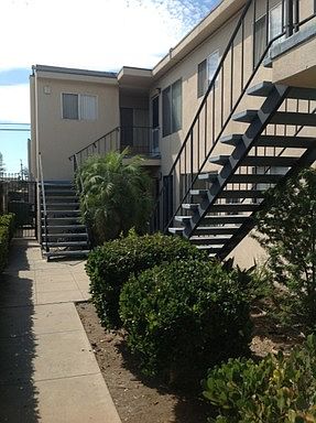 2nd image of 4652 33rd St APT 3