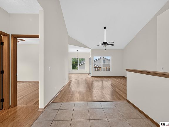 4th image of 14601 Hartman Ave