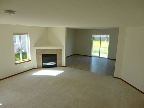 3rd image of 17916 18th Avenue Ct E