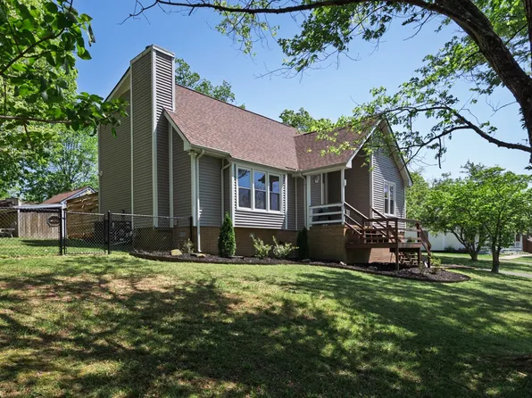 840 Hillside Dr, Springfield, TN 37172