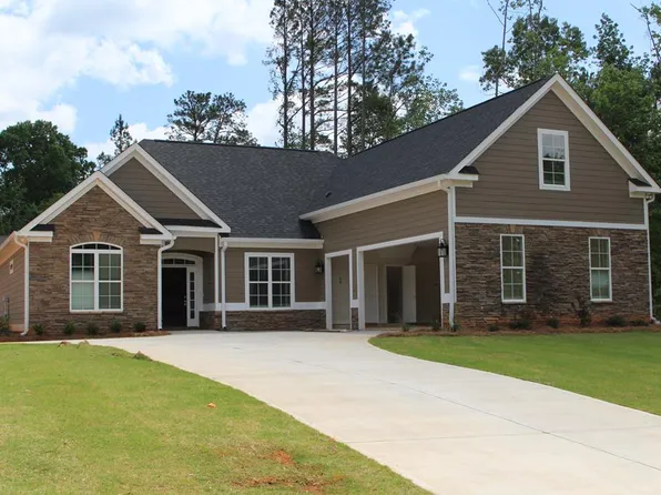 102 Cape Pl, Greenwood, SC 29649
