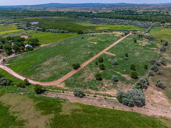 4th image of 5 Sparkling Moolah Rd