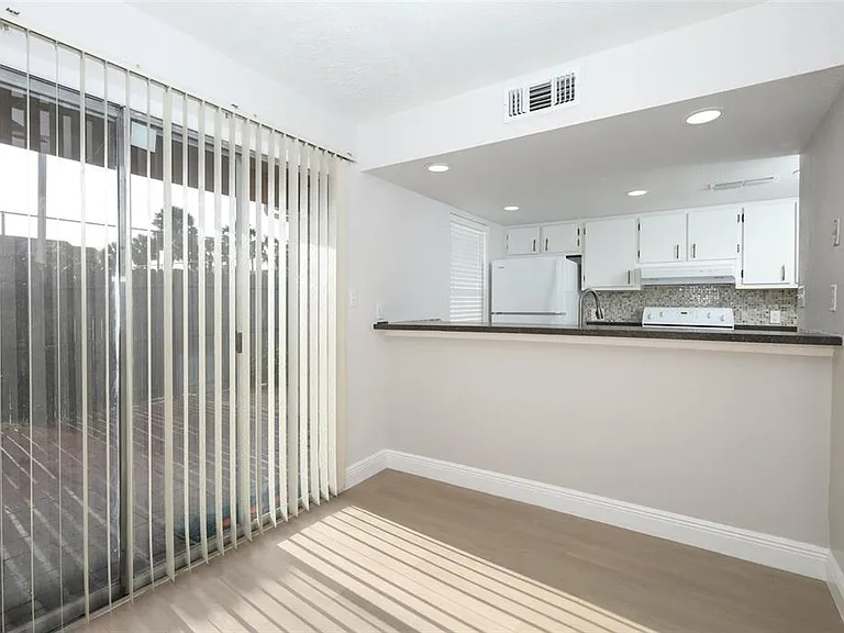 4029 Henley Rd #1705 — Photo 11