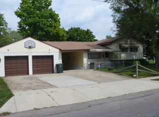 3640 Bexvie Ave, Columbus, OH 43227